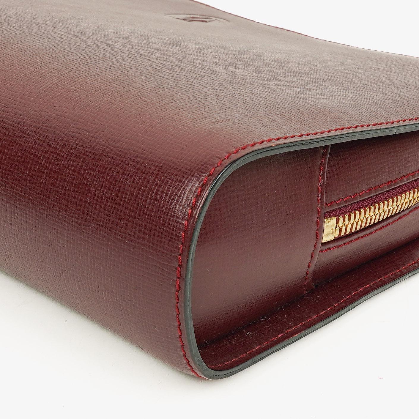 Cartier Must de Cartier Clutch aus burgunderrotem Leder