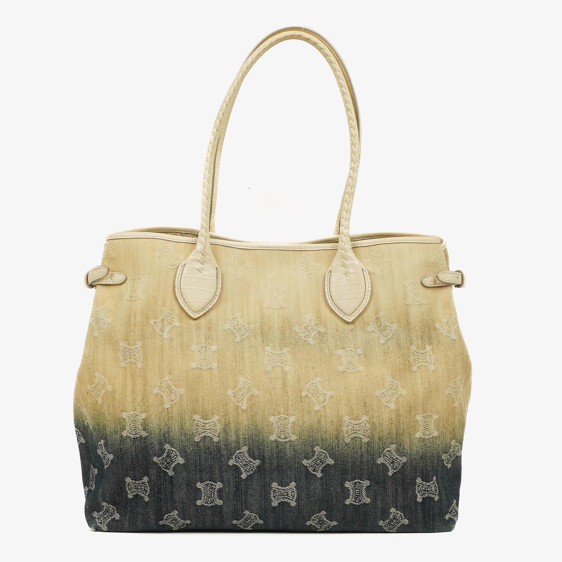 Celine Macadam Denim Tragetasche in Blau/Beige