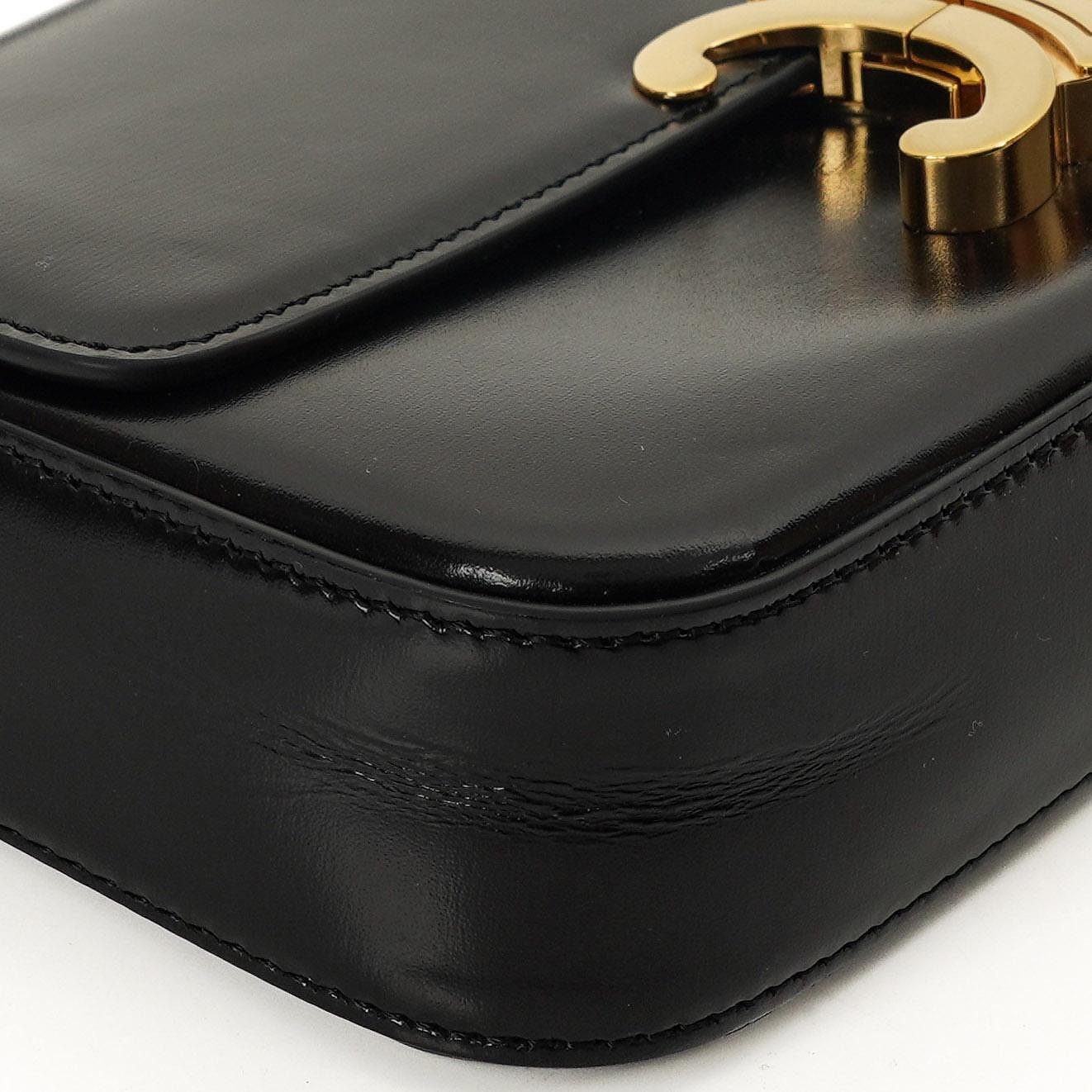 Celine Claude Long Triomphe East West Schultertasche aus glänzendem Kalbsleder