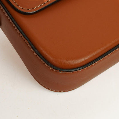 Celine Claude Long Triomphe Schultertasche aus Kalbsleder in Tan
