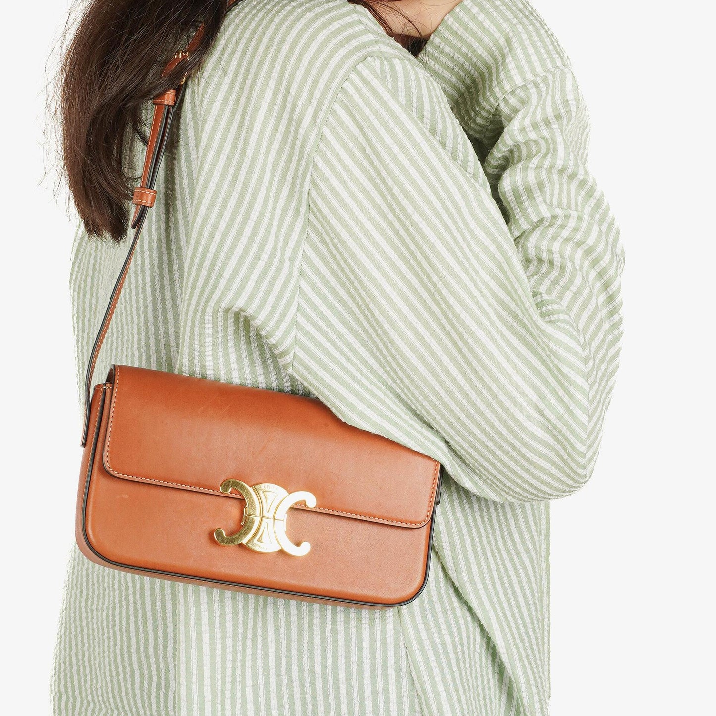 Celine Claude Long Triomphe Schultertasche aus tan Kalbsleder