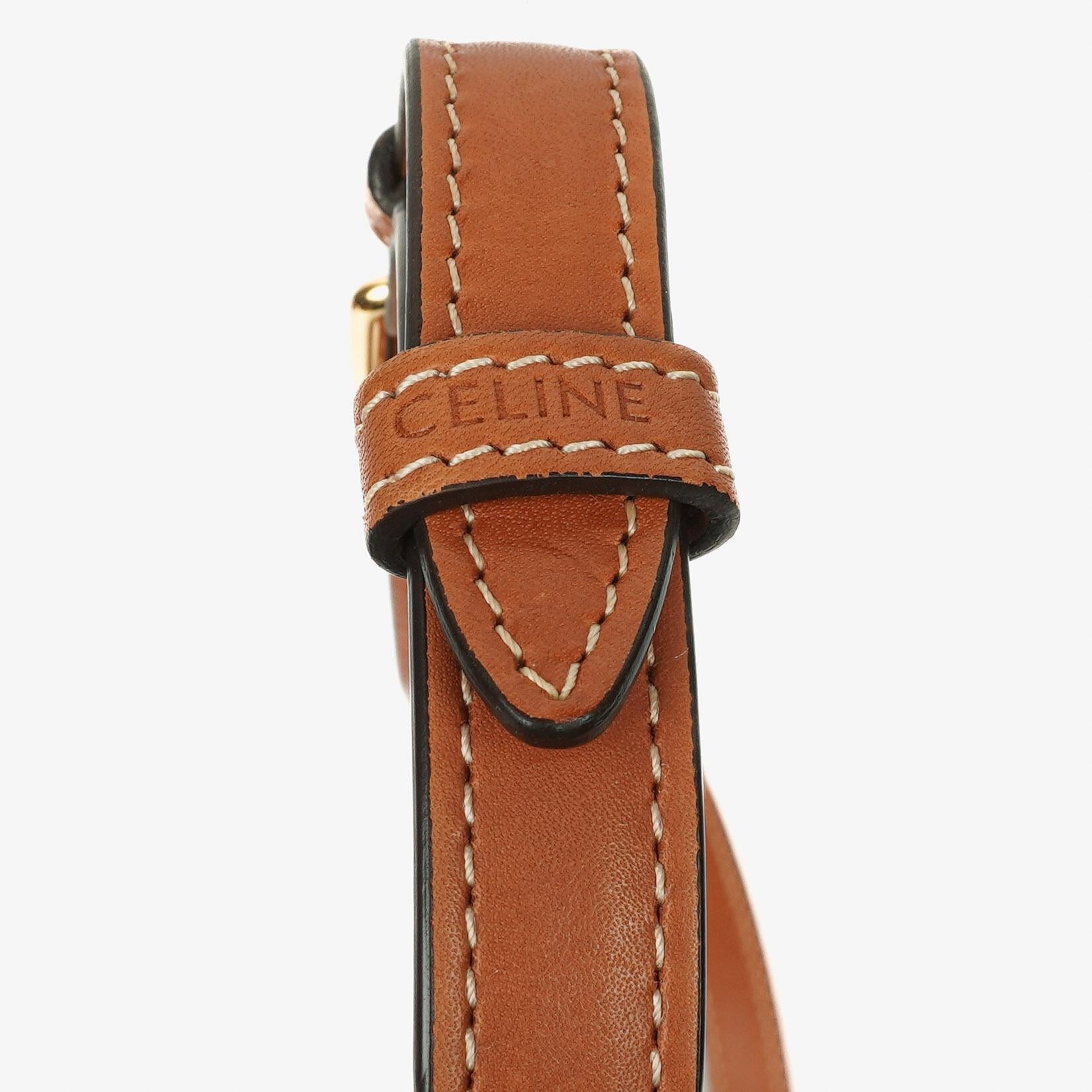 Celine Claude Long Triomphe Schultertasche aus tan Kalbsleder