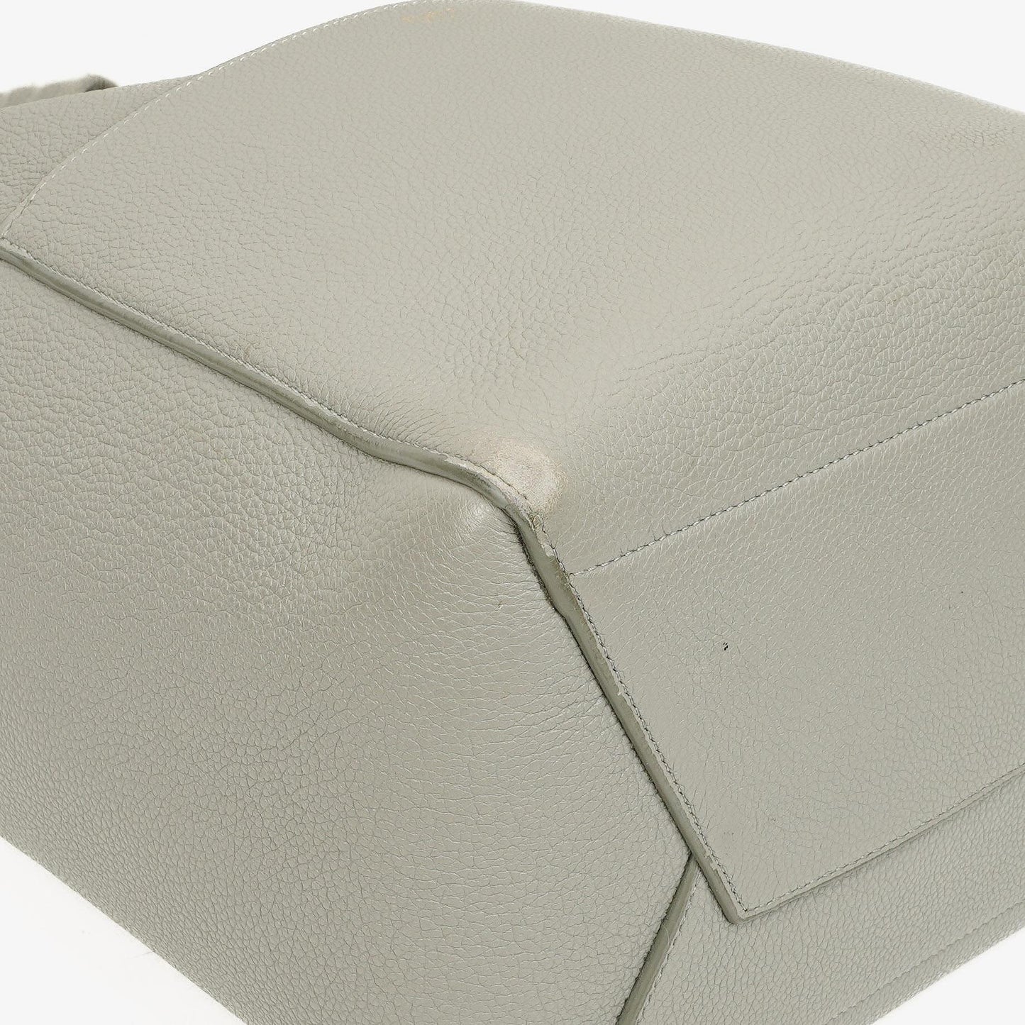 Celine Seau Sangle Bucket Bag aus grauem weichem genarbtem Kalbsleder