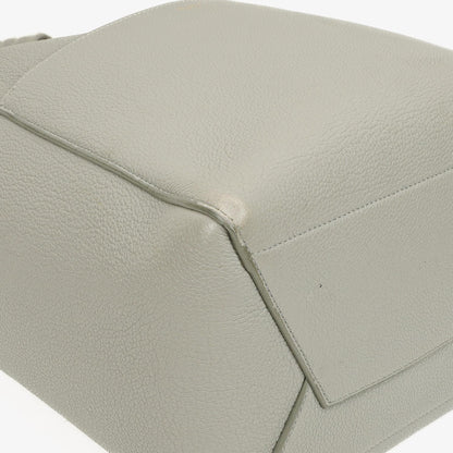 Celine Seau Sangle Bucket Bag aus grauem weichem genarbtem Kalbsleder
