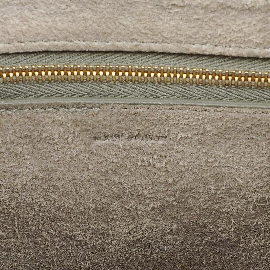 Celine Seau Sangle Bucket Bag aus grauem weichem genarbtem Kalbsleder