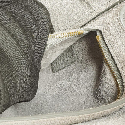 Celine Seau Sangle Bucket Bag aus grauem weichem genarbtem Kalbsleder