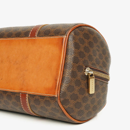Celine Macadam Barrel Tasche aus beschichtetem Canvas