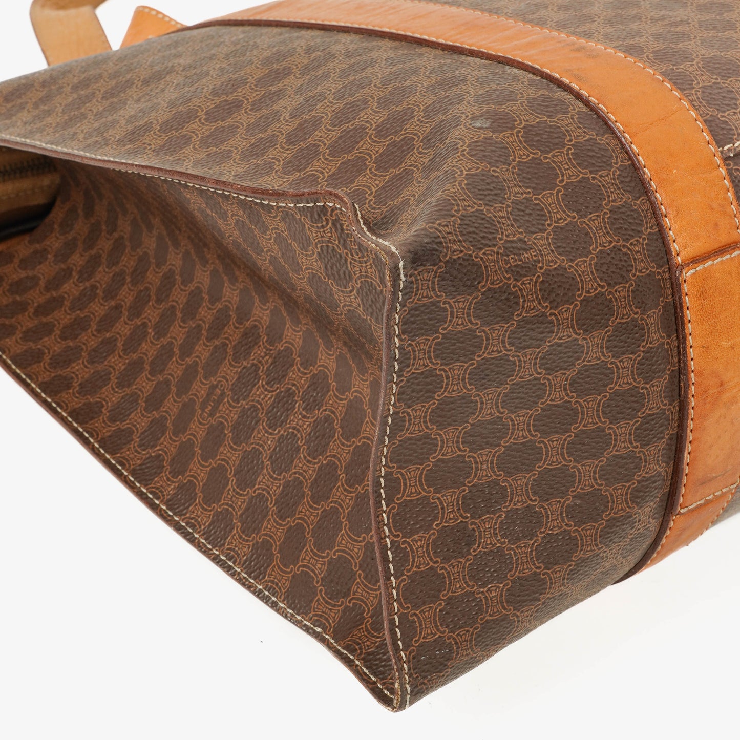 CELINE Macadam Triomphe Schultertasche in Braun