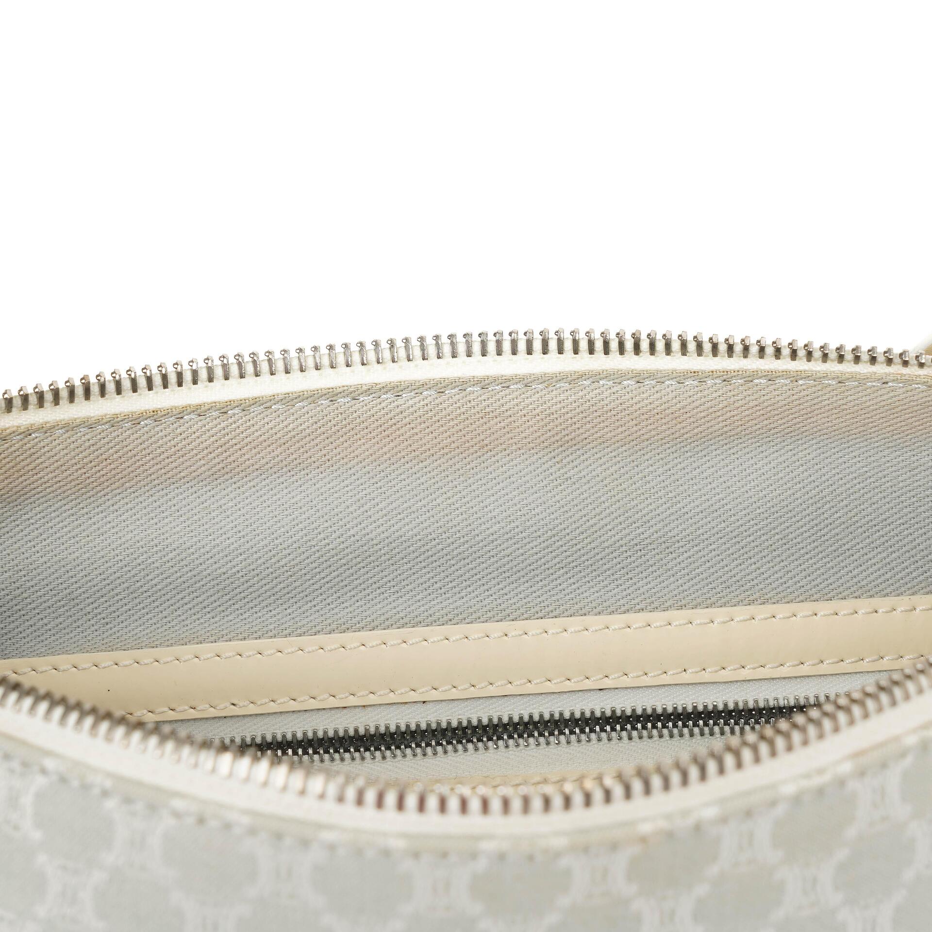 Celine Macadam Triomphe Hobo Tasche