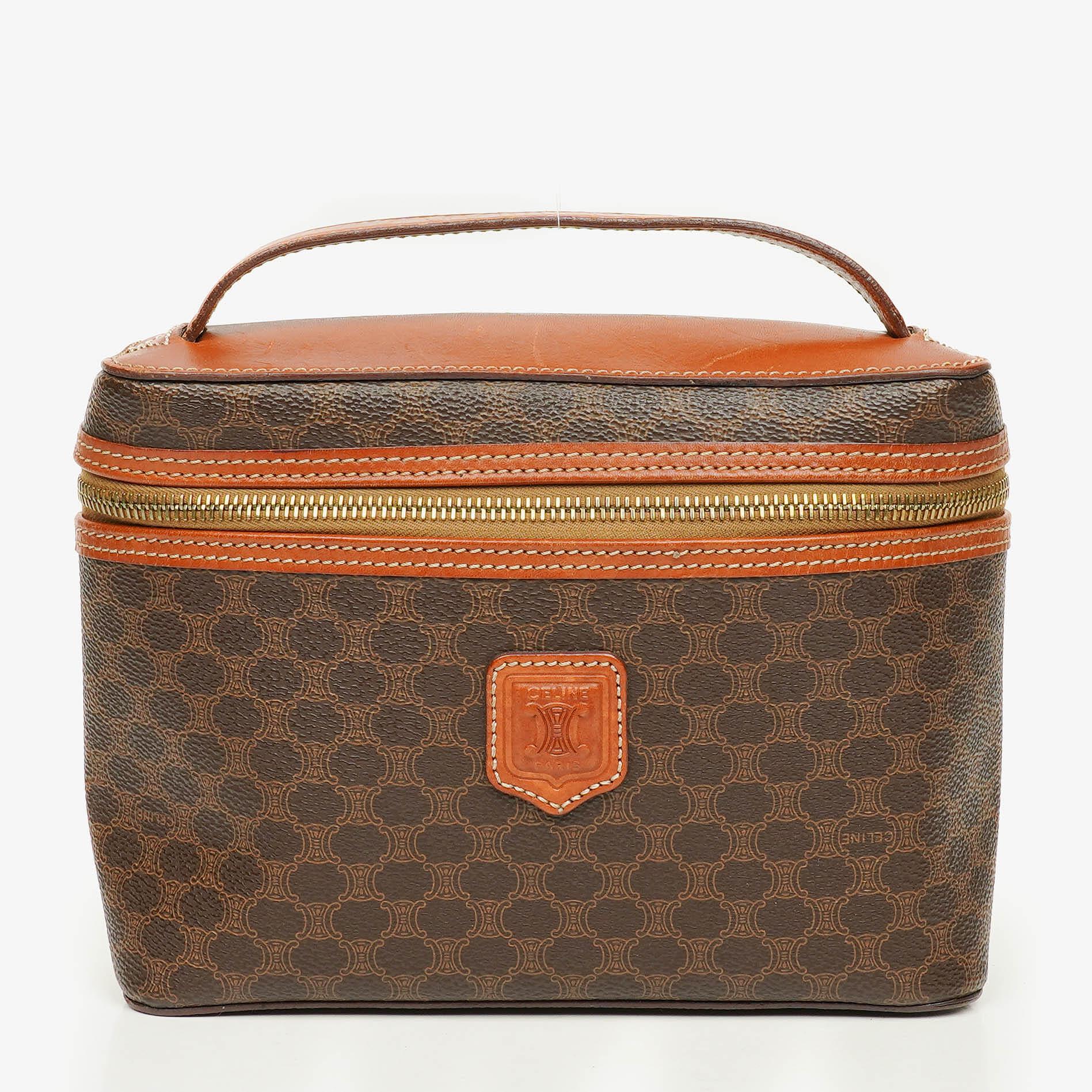 Celine Vanity Handtasche mit Macadam