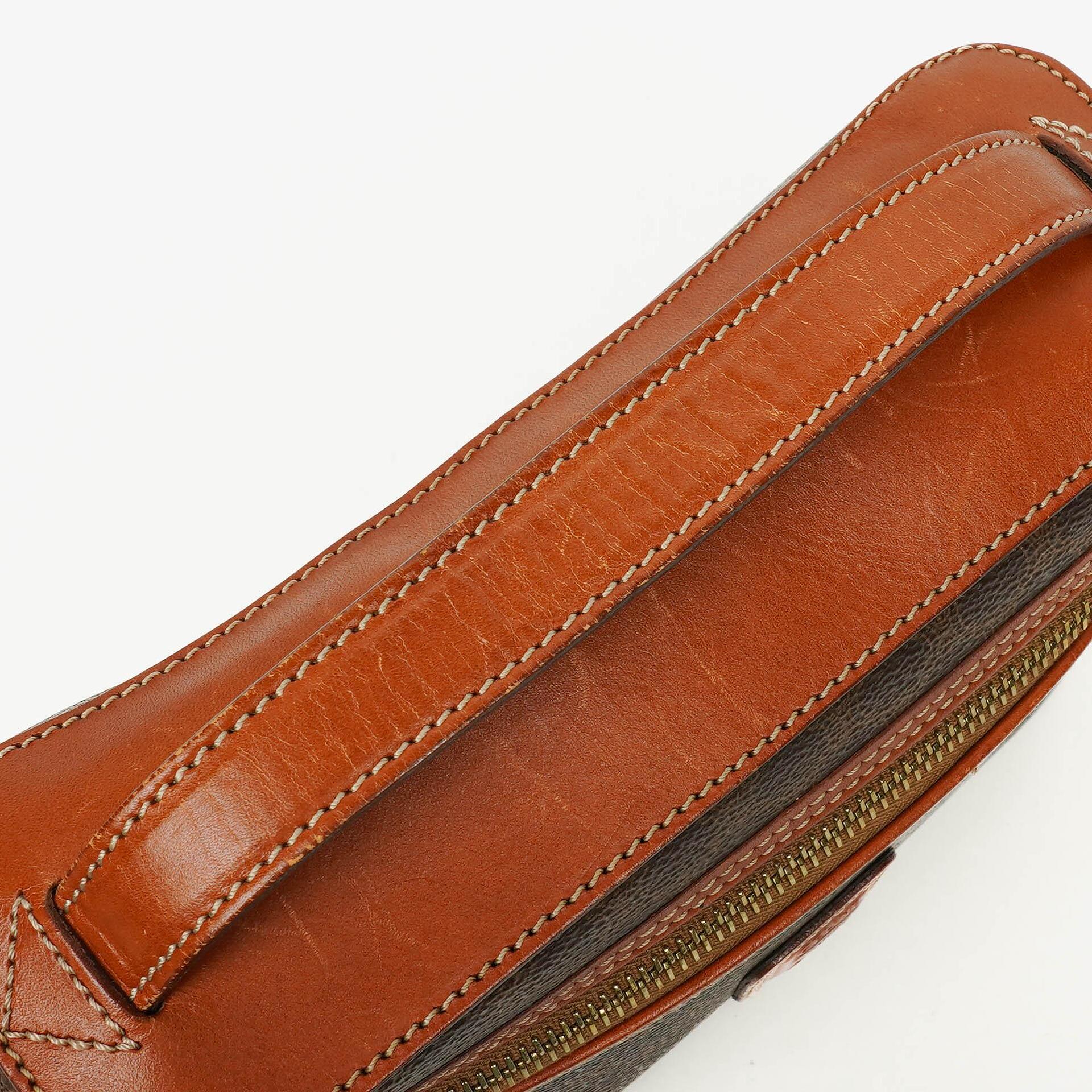 Celine Vanity Handtasche mit Macadam