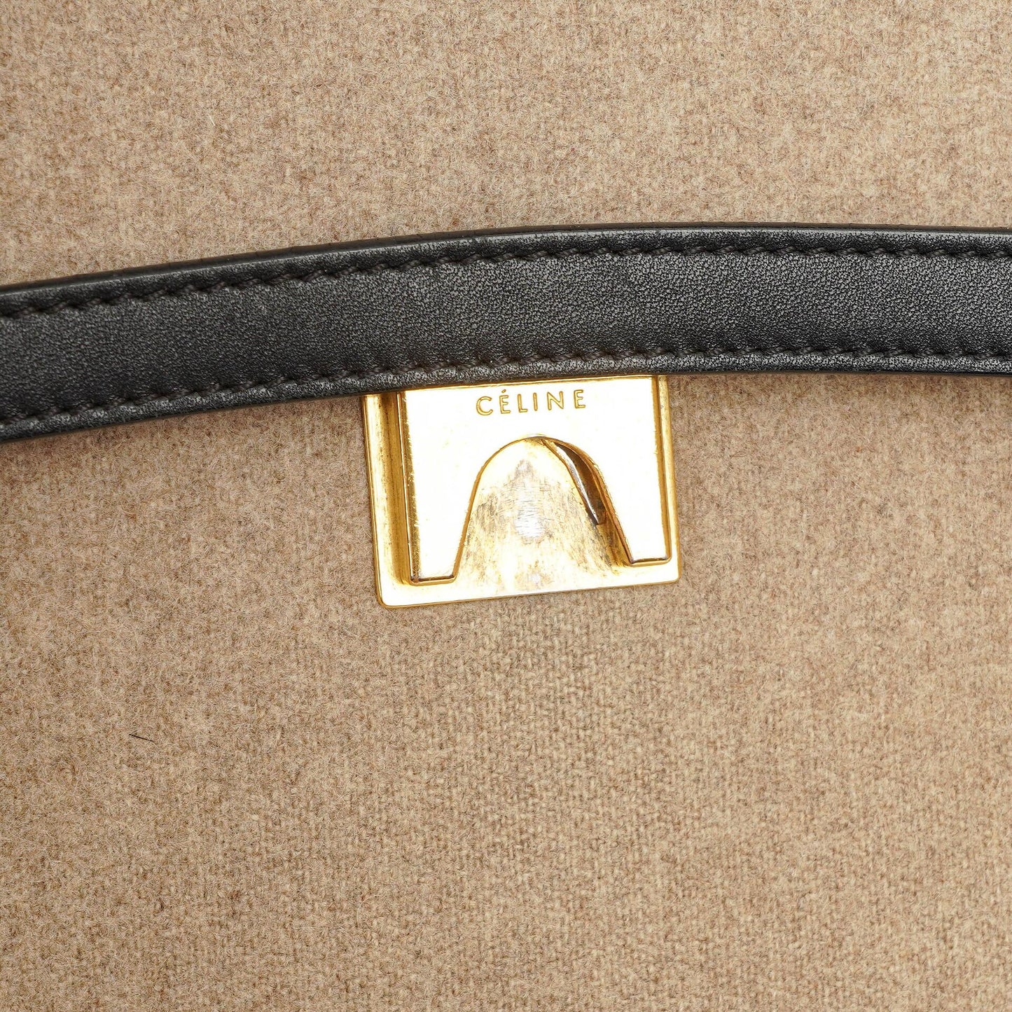 Celine Mini Belt Bag aus beigem glattem Kalbsleder