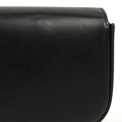 Celine Mini Triomphe Schulter-/Crossbody-Tasche aus schwarzem glänzendem Kalbsleder