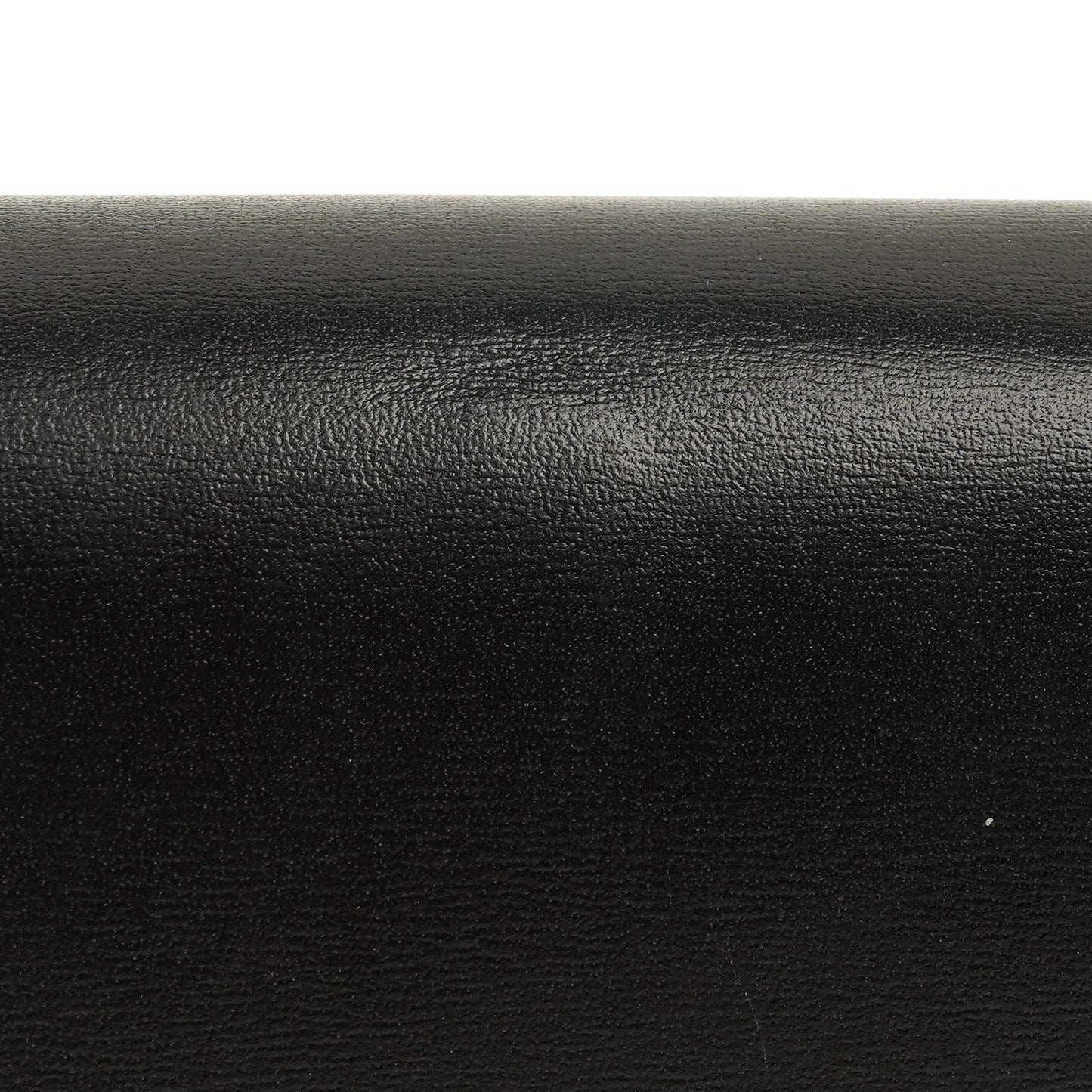Celine Mini Triomphe Schulter-/Crossbody-Tasche aus schwarzem glänzendem Kalbsleder