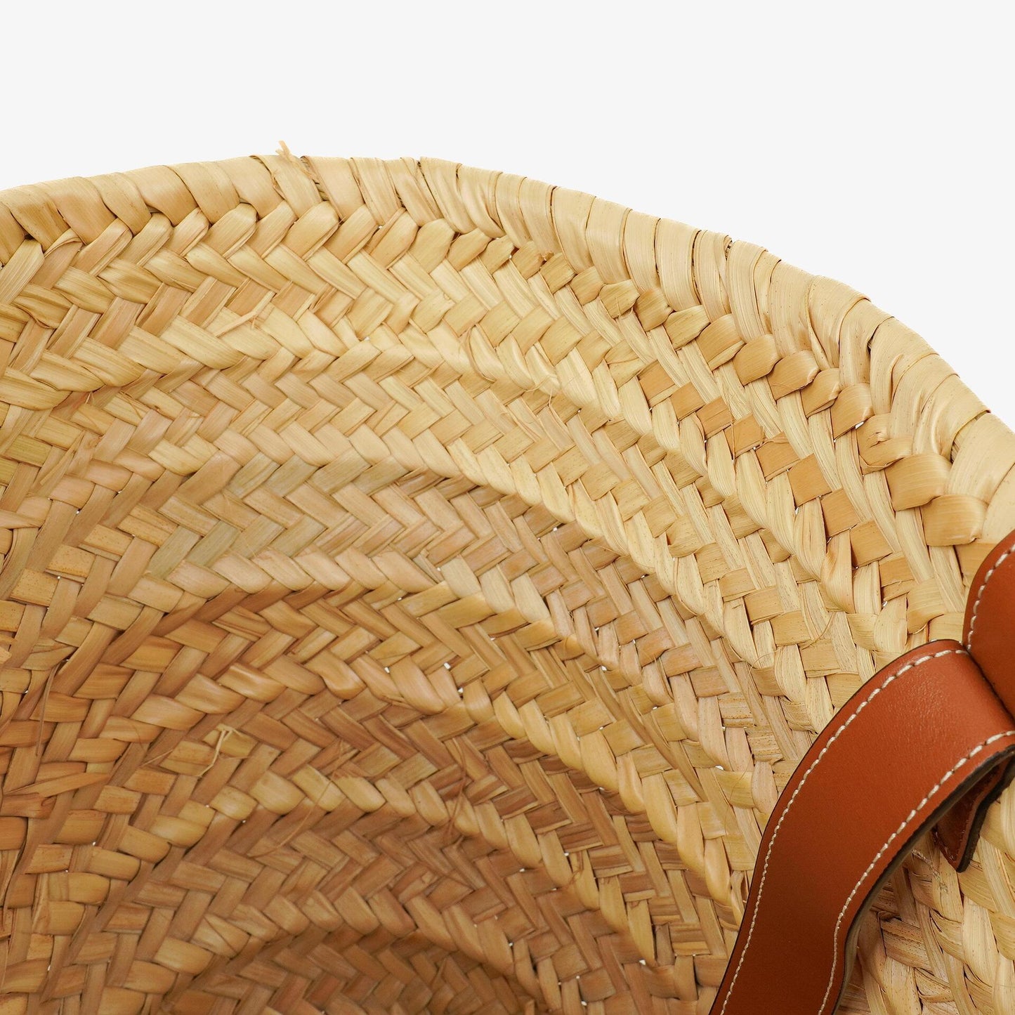 Celine Classic Triomphe Panier aus Palm Leaves Kalbsleder