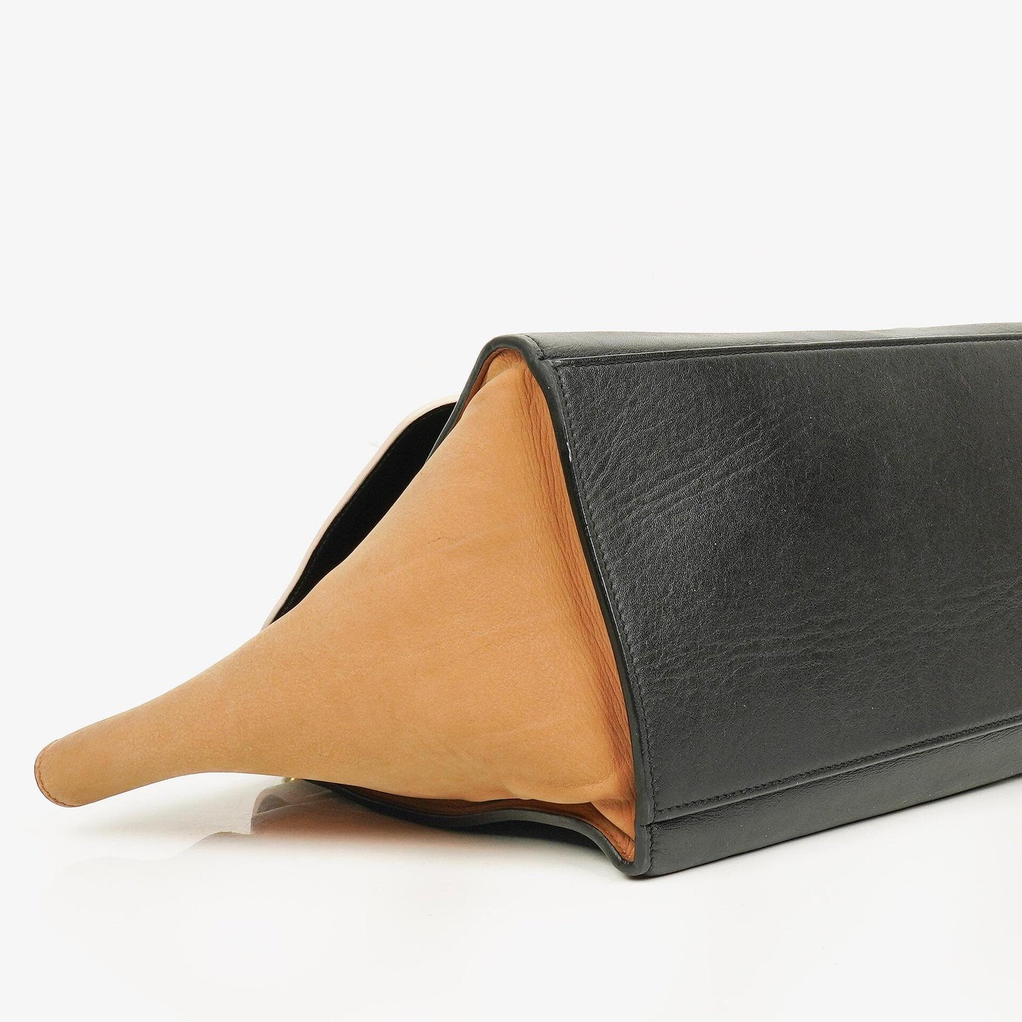 Celine Kleine Trapeze Tasche aus Tri-Color Leder und Wildleder