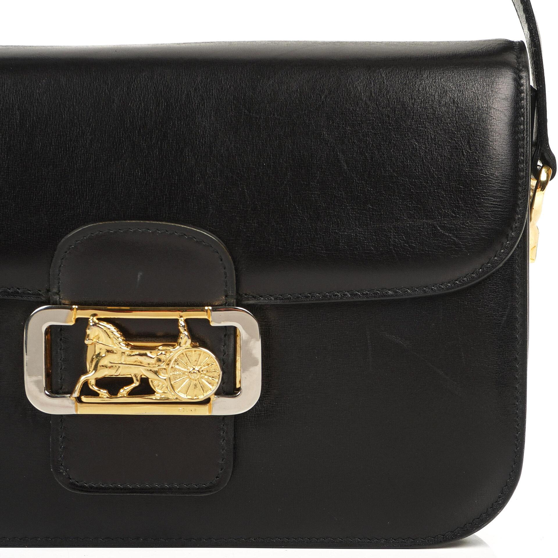 Celine Vintage Caleche Schultertasche aus schwarzem Box Kalbsleder