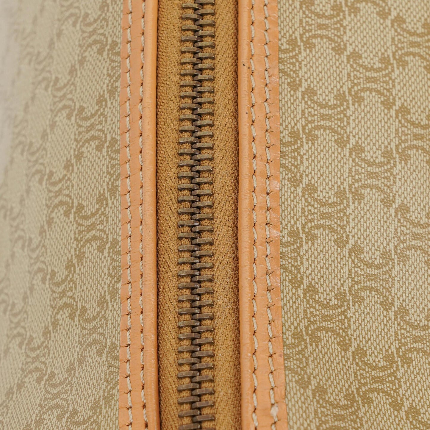 Celine Vintage Macadam Schultertasche