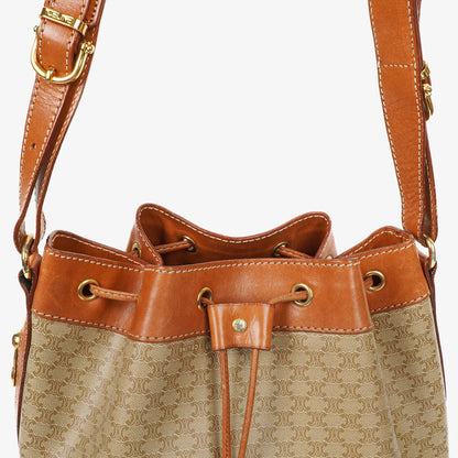 Celine Vintage Macadam Triomphe Bucket Bag mit Kordelzug in Beige und Braun