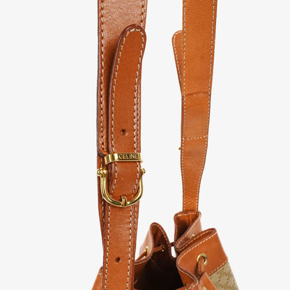 Celine Vintage Macadam Triomphe Bucket Bag mit Kordelzug in Beige und Braun