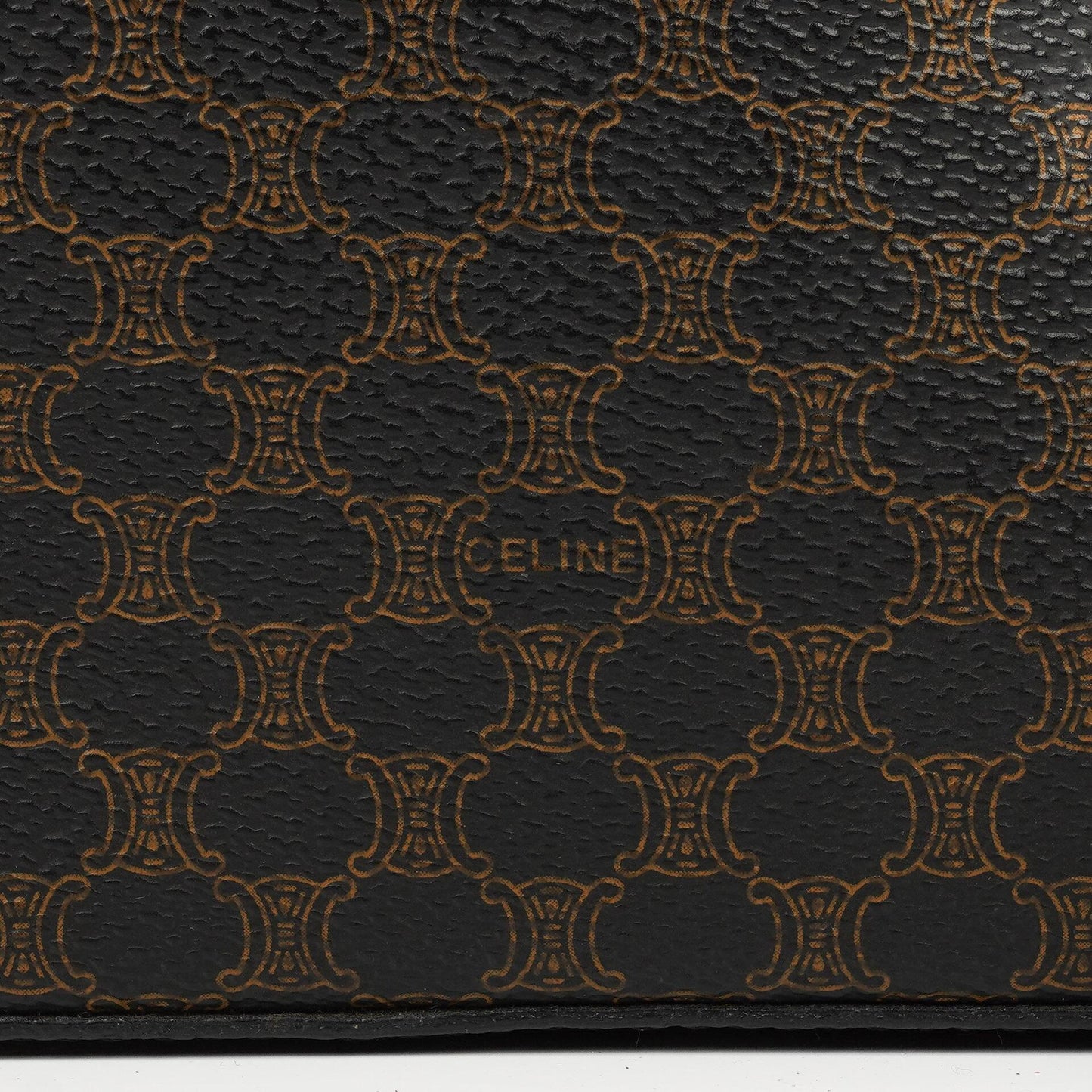 Celine Vintage Macadam Triomphe Vanity Bag in Schwarz
