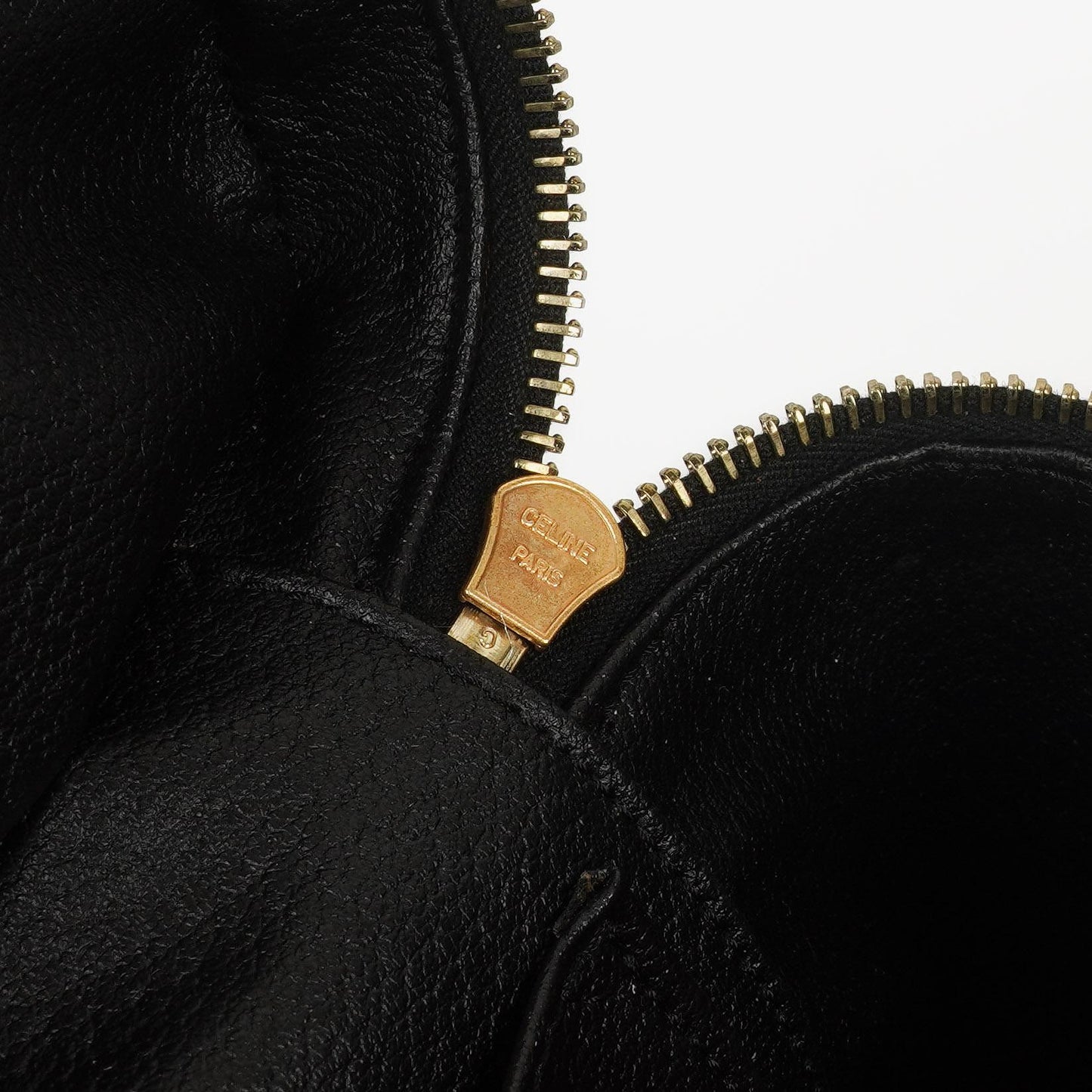 Celine Vintage Macadam Triomphe Vanity Bag in Schwarz
