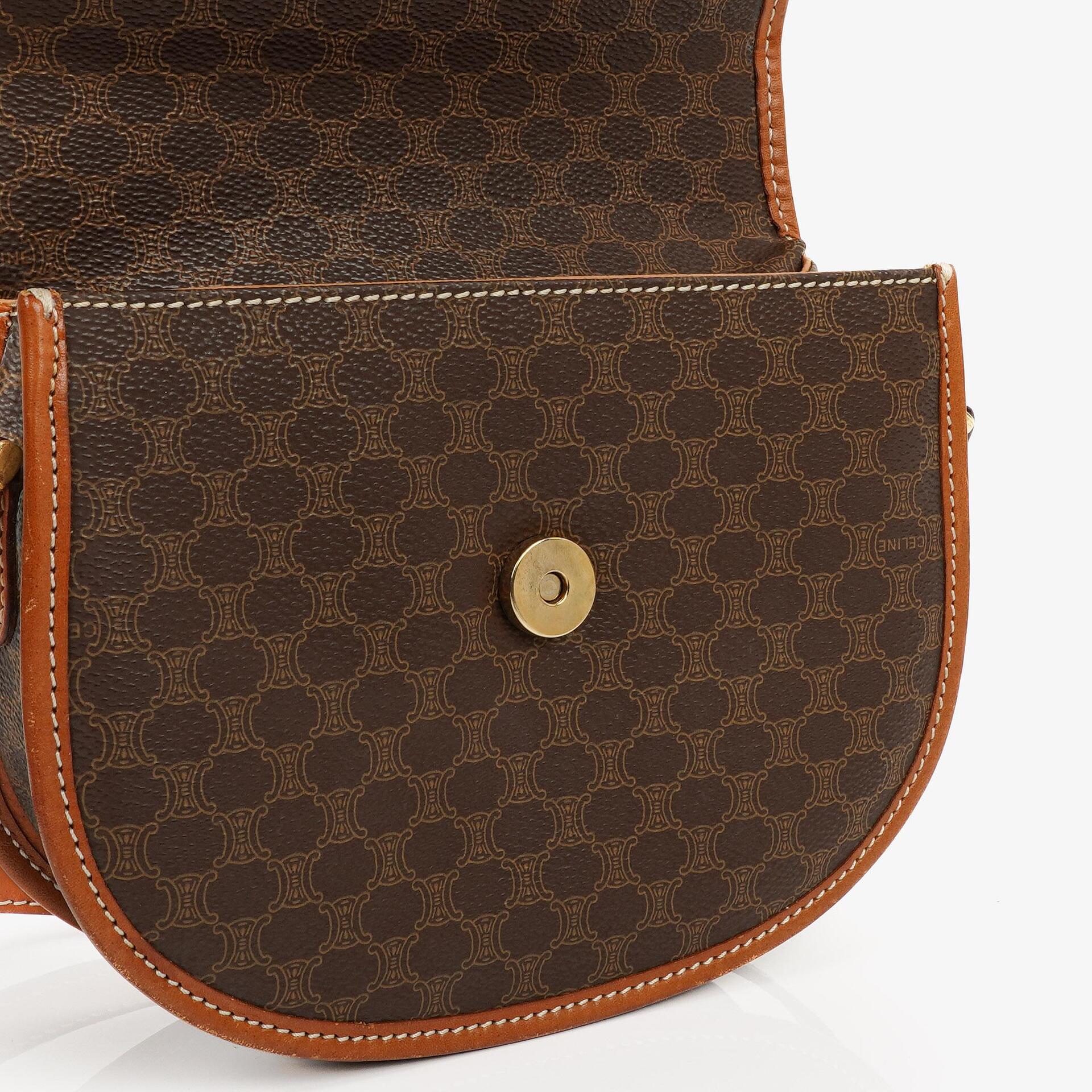 Celine Vintage Macadam Triomphe Braun Umhängetasche