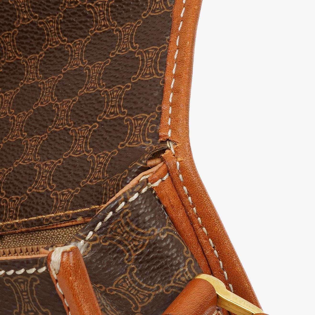Celine Vintage Macadam Triomphe Braun Umhängetasche