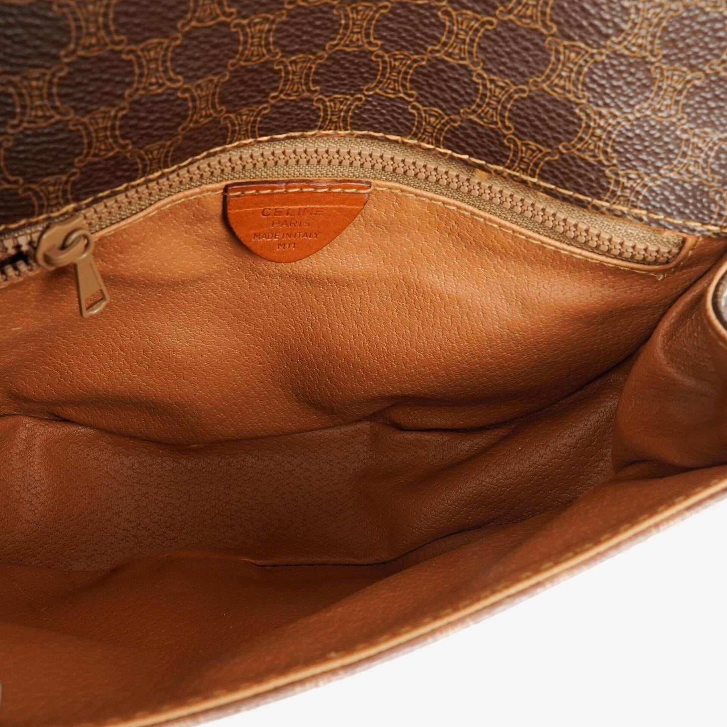Celine Vintage Macadam Triomphe Braun Umhängetasche