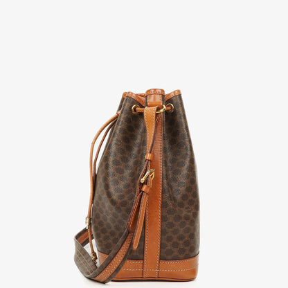 Celine Vintage Macadam Triomphe Bucket Bag mit Zugband in Braun