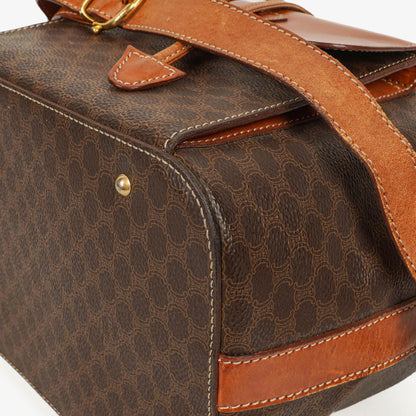 Celine Vintage Macadam Triomphe Bucket Bag mit Zugband in Braun