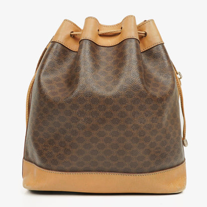Celine Vintage Macadam Triomphe Bucket Bag mit Zugband in Braun