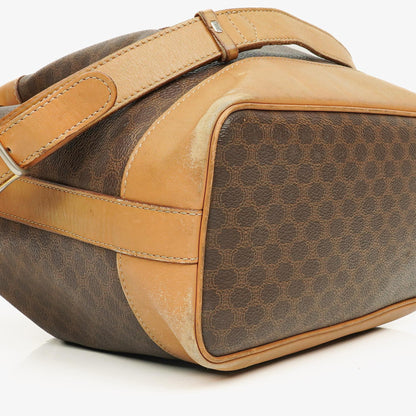 Celine Vintage Macadam Triomphe Bucket Bag mit Zugband in Braun