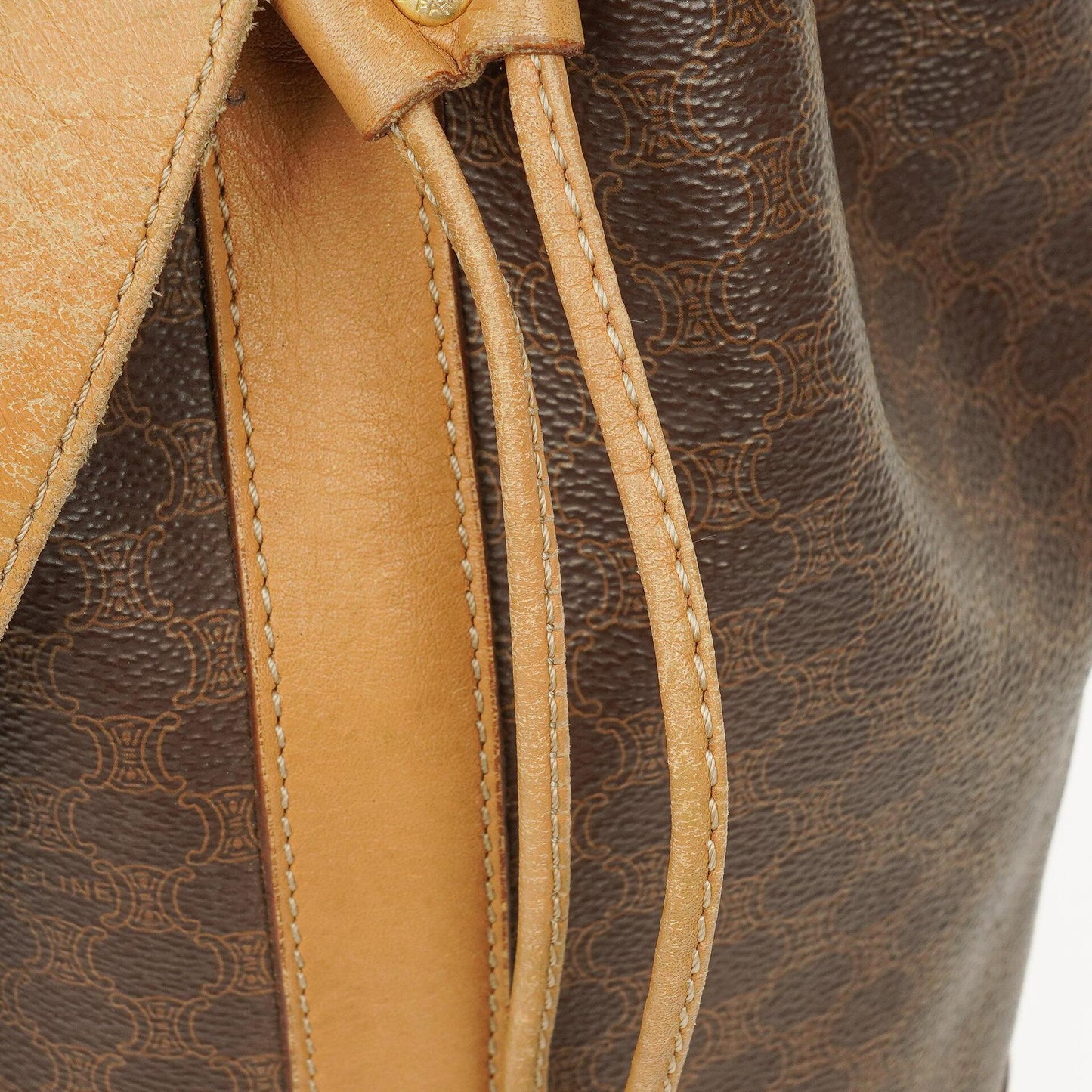 Celine Vintage Macadam Triomphe Bucket Bag mit Zugband in Braun