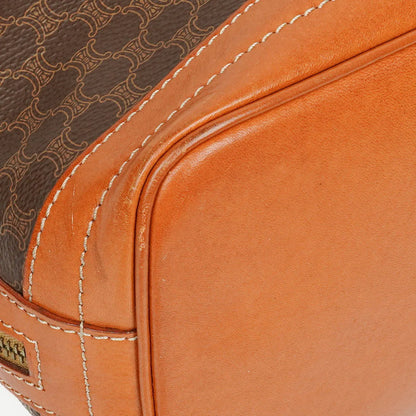 Celine Vintage Macadam Triomphe Bucket Tasche mit Kordelzug in Braun