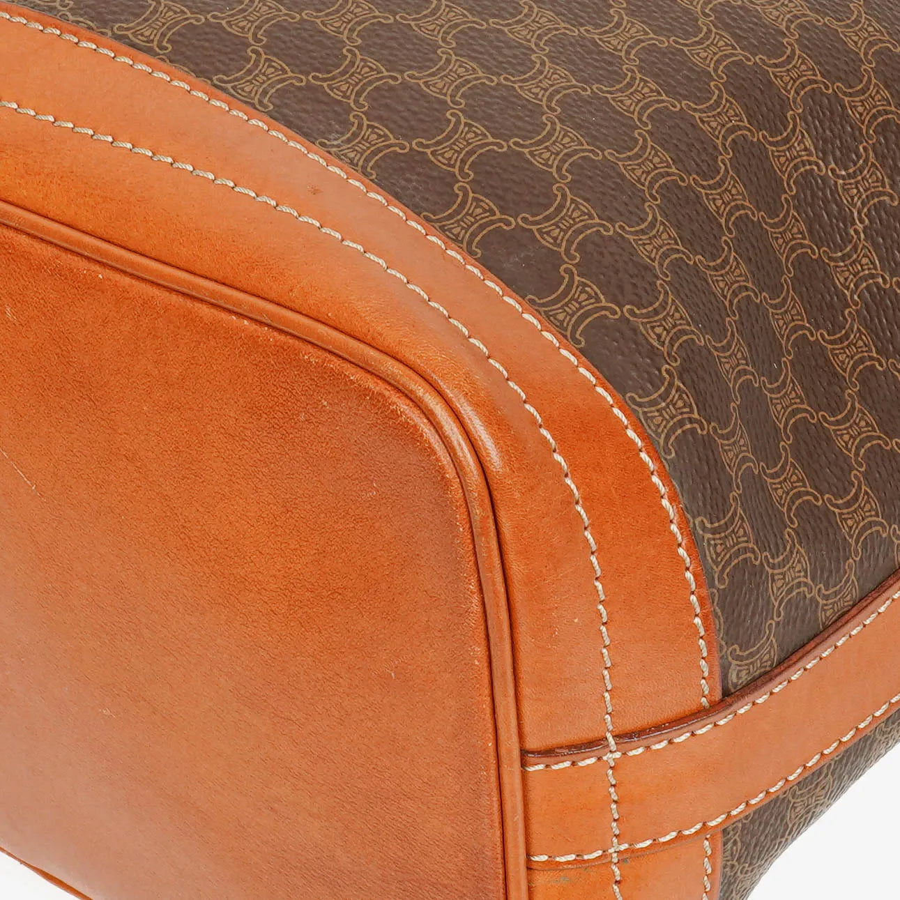 Celine Vintage Macadam Triomphe Bucket Tasche mit Kordelzug in Braun