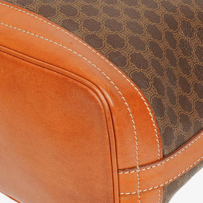 Celine Vintage Macadam Triomphe Bucket Tasche mit Kordelzug in Braun