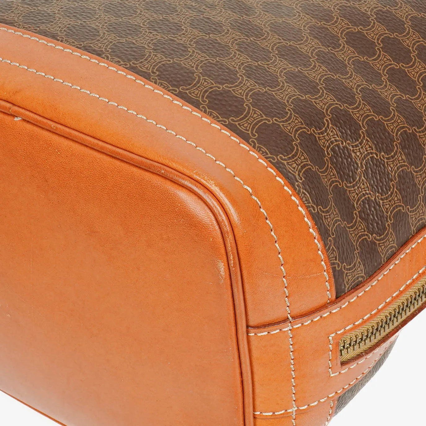 Celine Vintage Macadam Triomphe Bucket Tasche mit Kordelzug in Braun