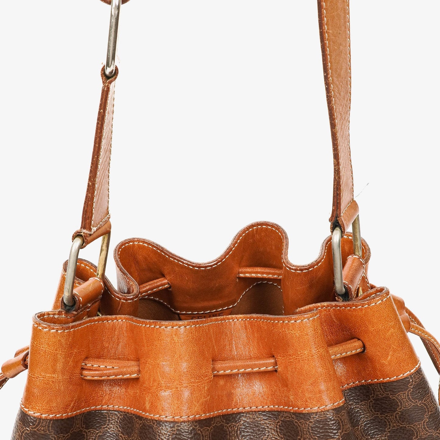 Celine Vintage Macadam Triomphe Bucket Bag mit Kordelzug in Braun