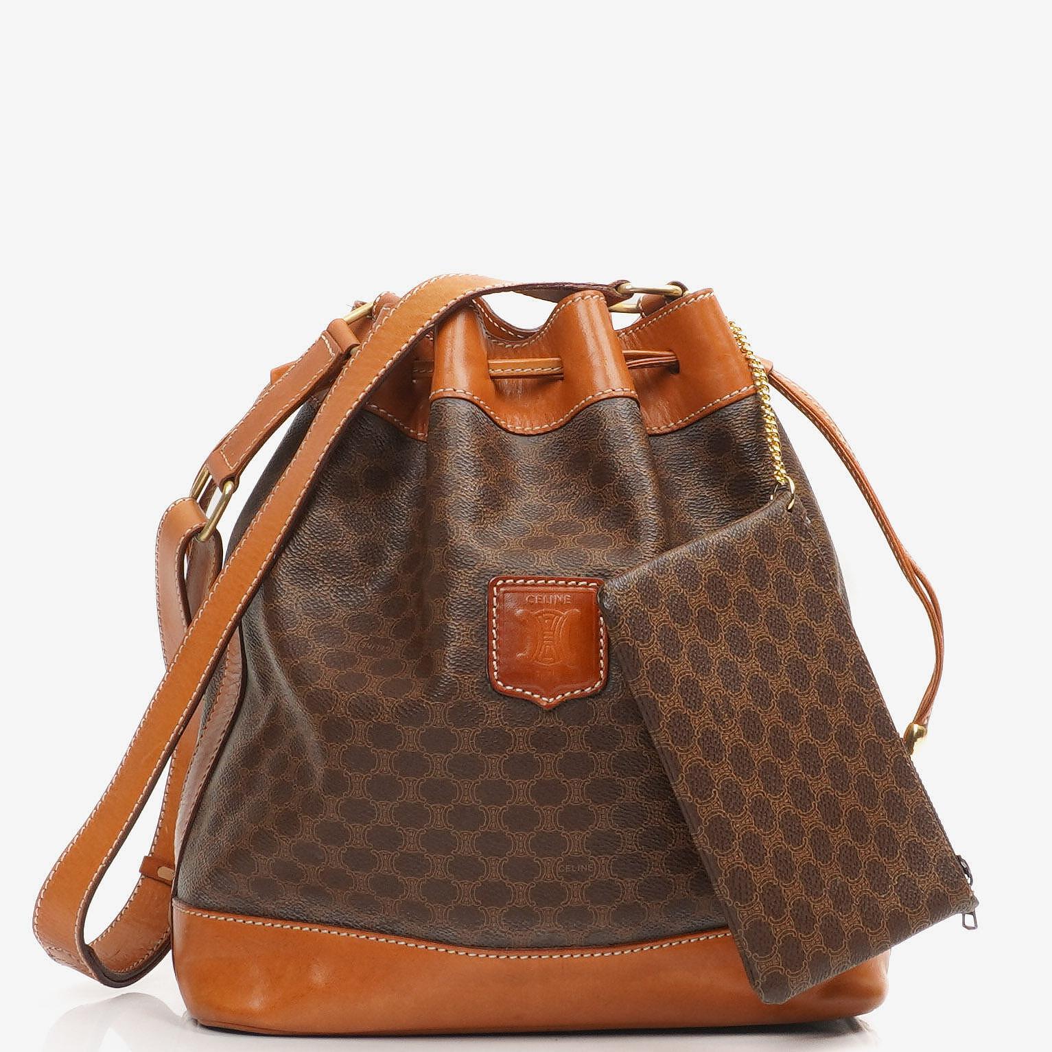 Celine Vintage Macadam Triomphe Braune Zugband Eimer Tasche mit Beutel