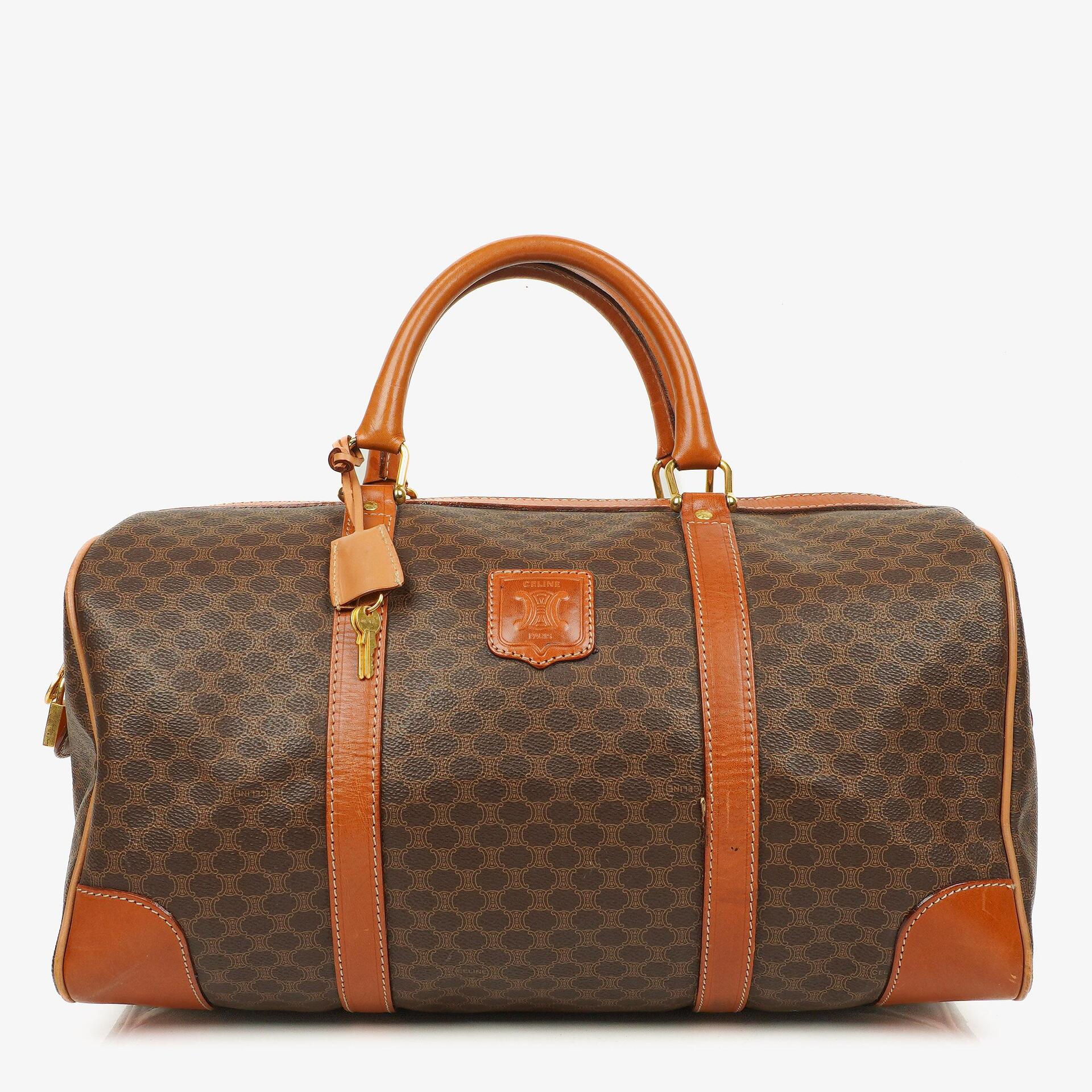 Celine Vintage Macadam Triomphe Reisetasche in Braun