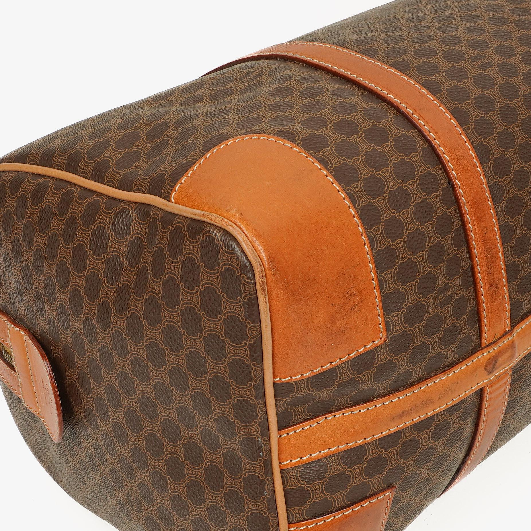 Celine Vintage Macadam Triomphe Reisetasche in Braun