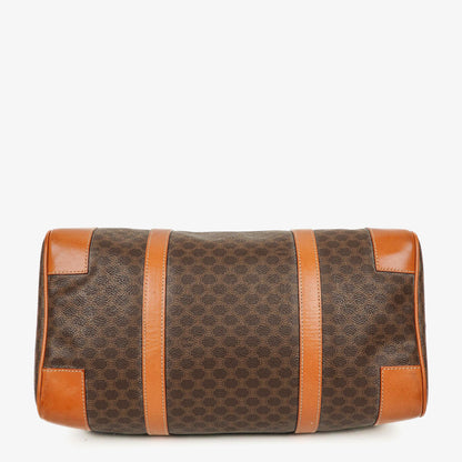 Celine Vintage Macadam Triomphe Reisetasche in Braun