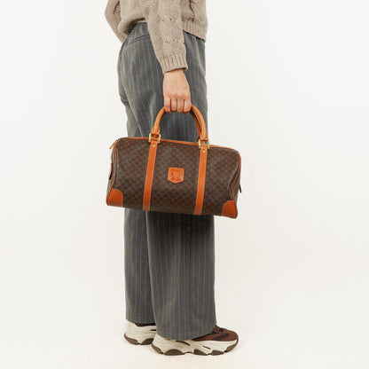 Celine Vintage Macadam Triomphe Reisetasche in Braun