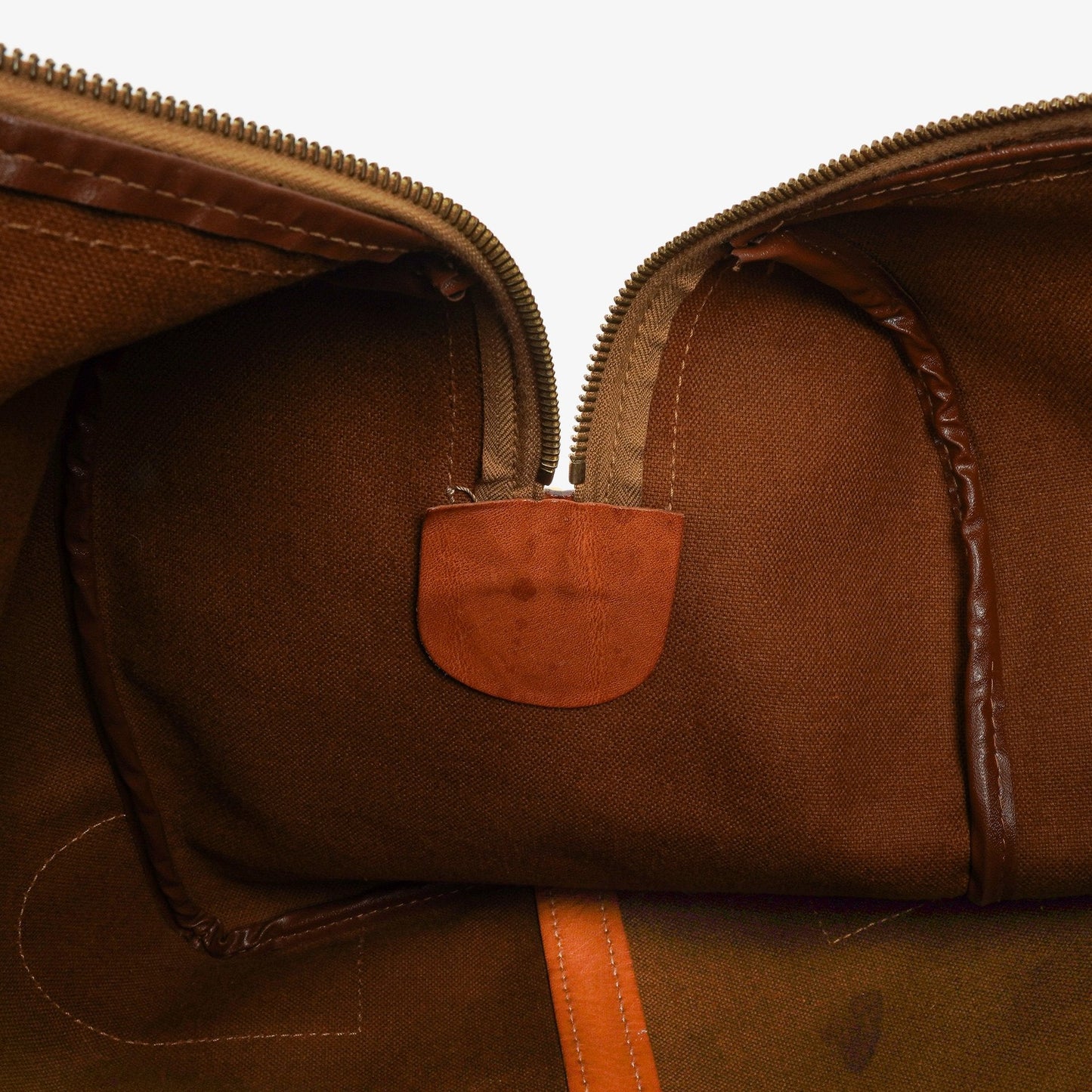 Celine Vintage Macadam Triomphe Reisetasche in Braun