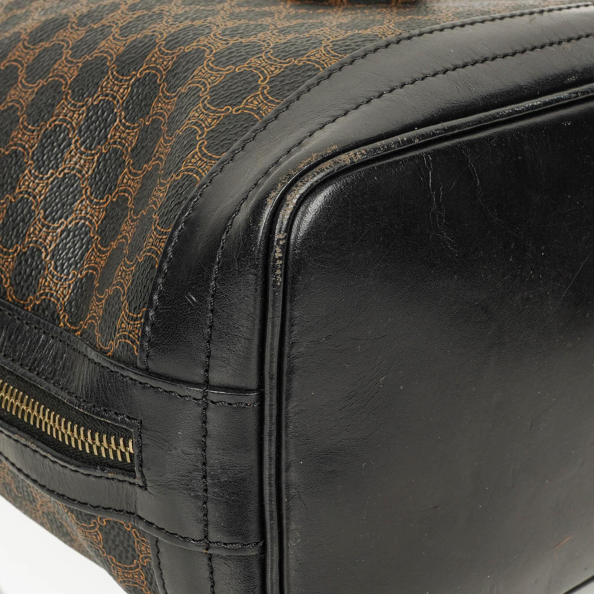 Celine Vintage Macadam Triomphe Kordelzug Bucket Bag