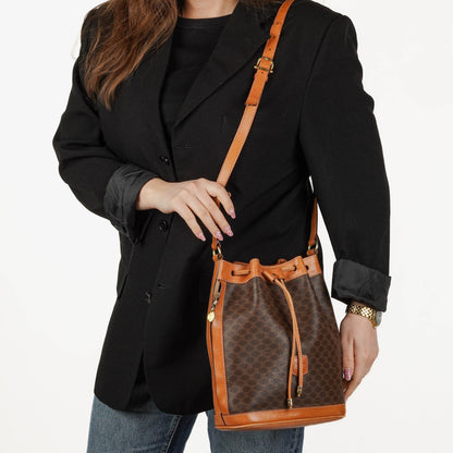 Celine Vintage Macadam Triomphe Bucket Bag mit Kordelzug
