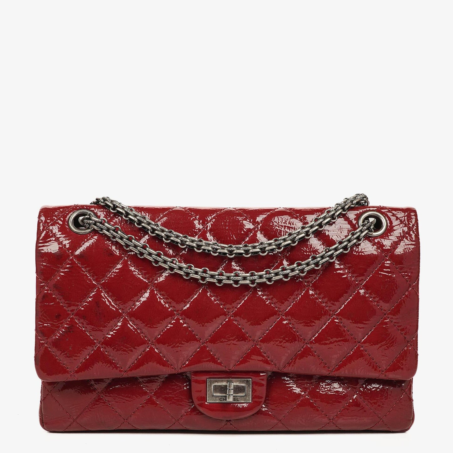 Chanel 2.55 Reissue 226 Flap Tasche aus rotem Knitterlackleder mit Ruthenium-Beschlägen