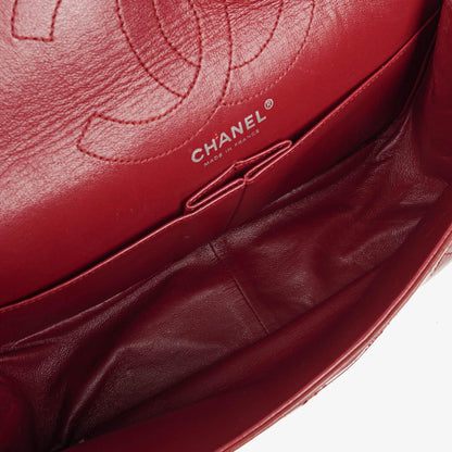 Chanel 2.55 Reissue 226 Flap Tasche aus rotem Knitterlackleder mit Ruthenium-Beschlägen