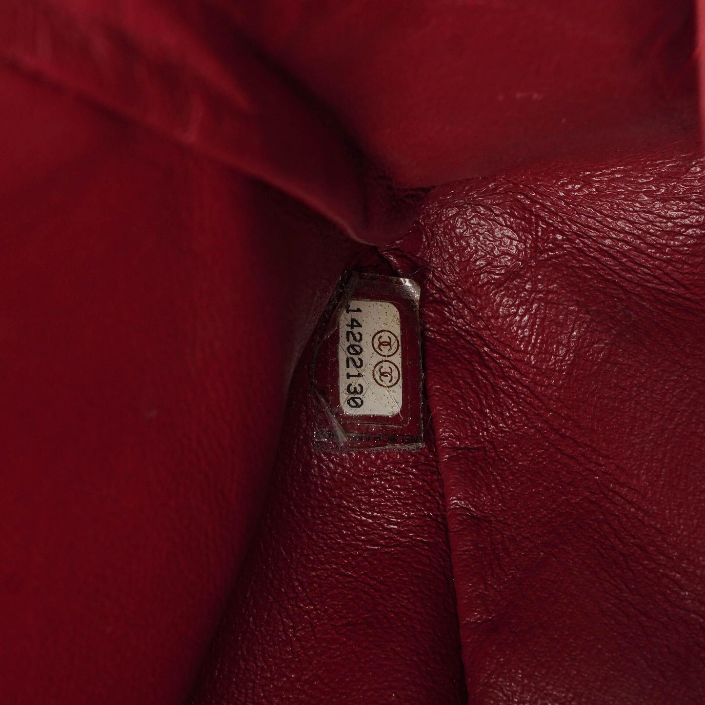 Chanel 2.55 Reissue 226 Flap Tasche aus rotem Knitterlackleder mit Ruthenium-Beschlägen